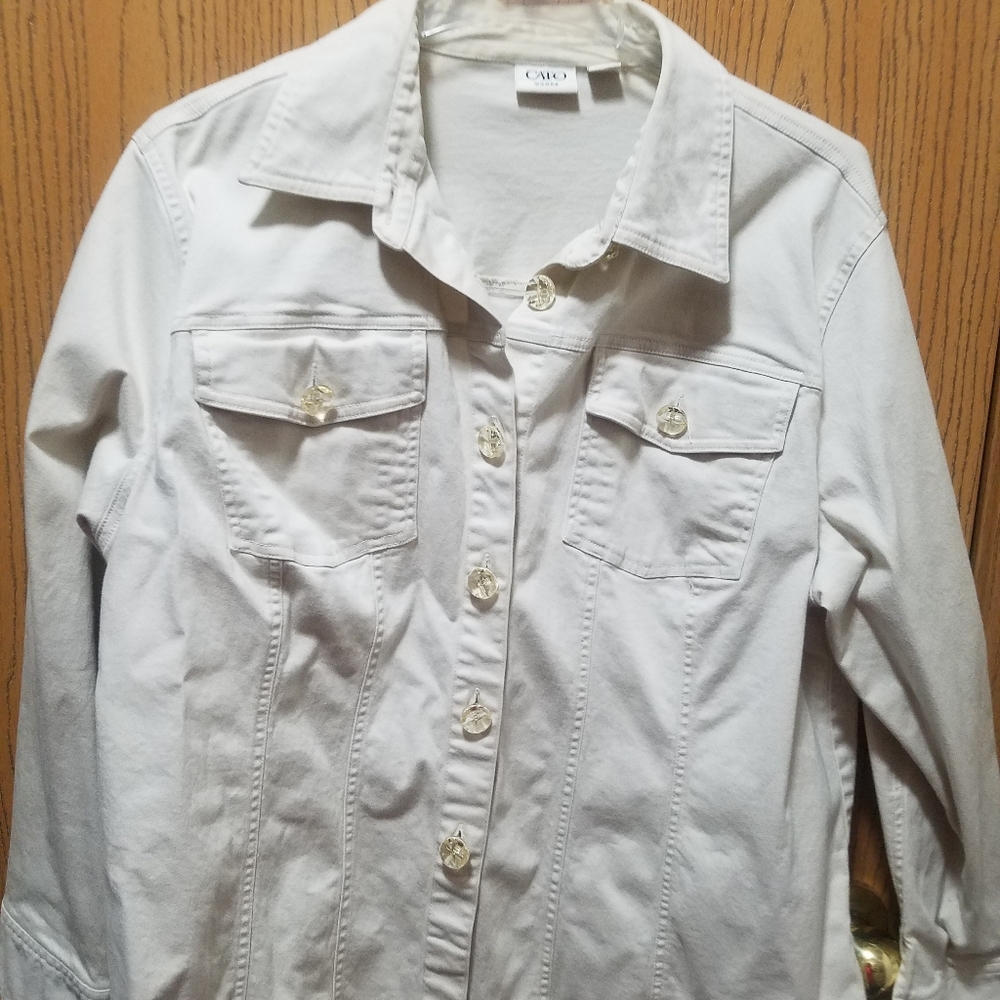 Womens cream colored jacket